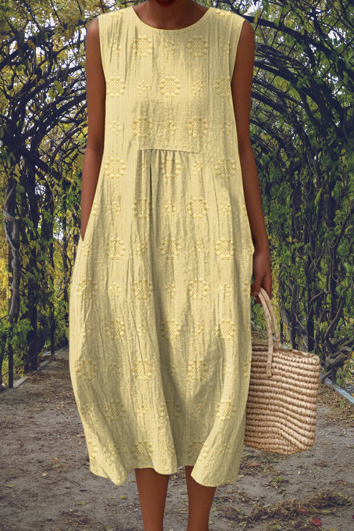 Elegance Sleeveless Dress