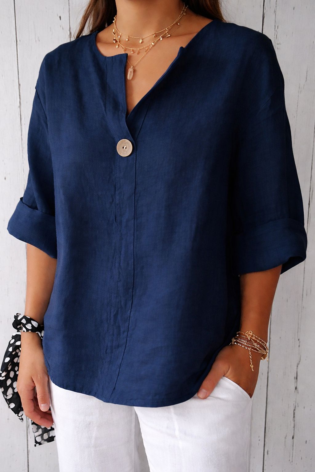 Camicetta Elegance con dettaglio dei bottoni