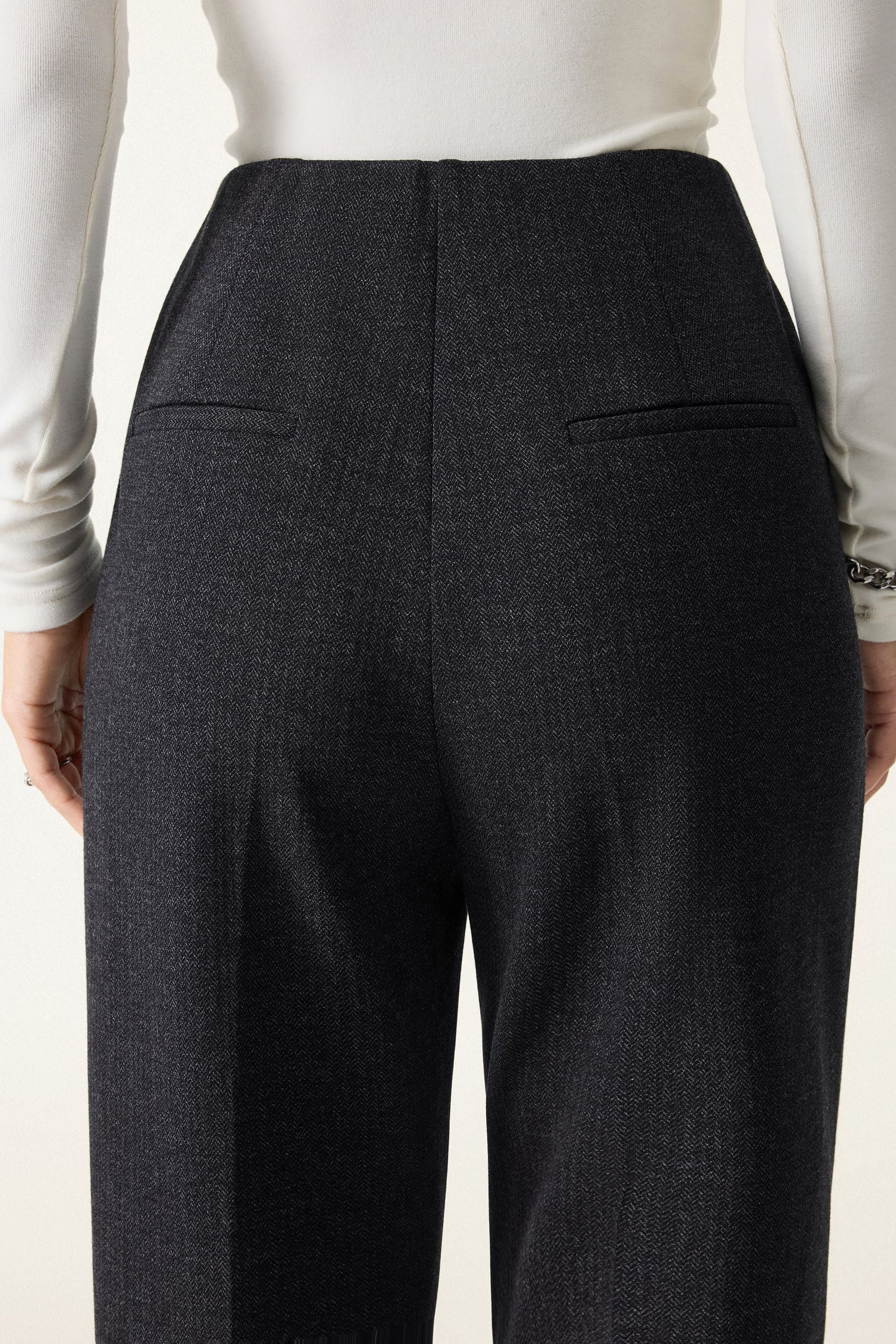 Trousers with Pockets
