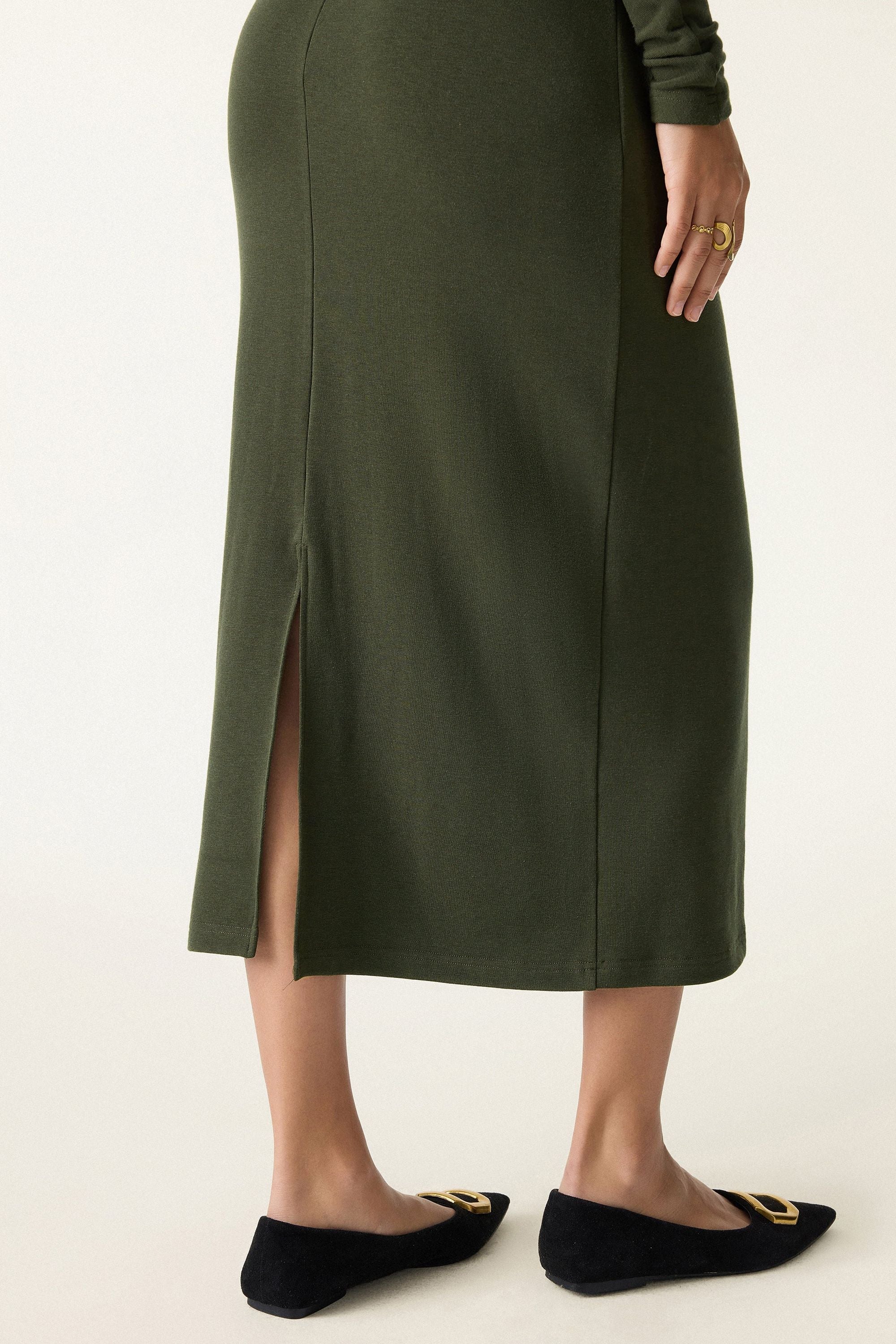 Abito con maniche a vita arricciata