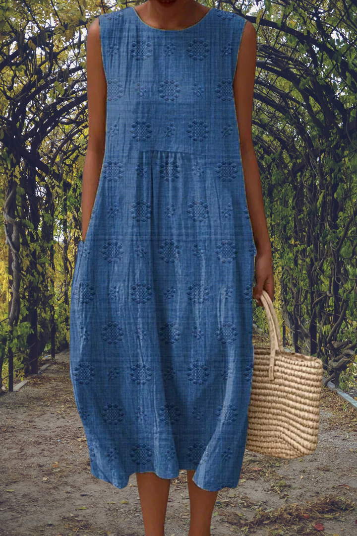 Elegance Sleeveless Dress