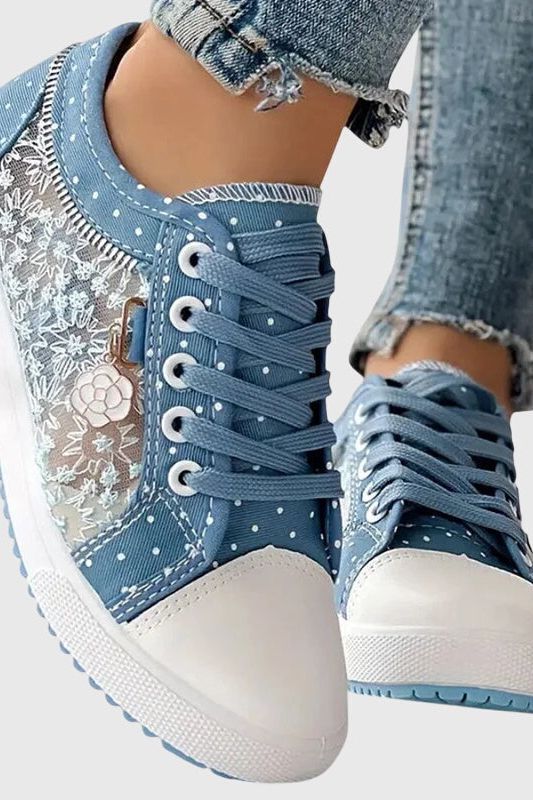 Luna Bloom Sneakers
