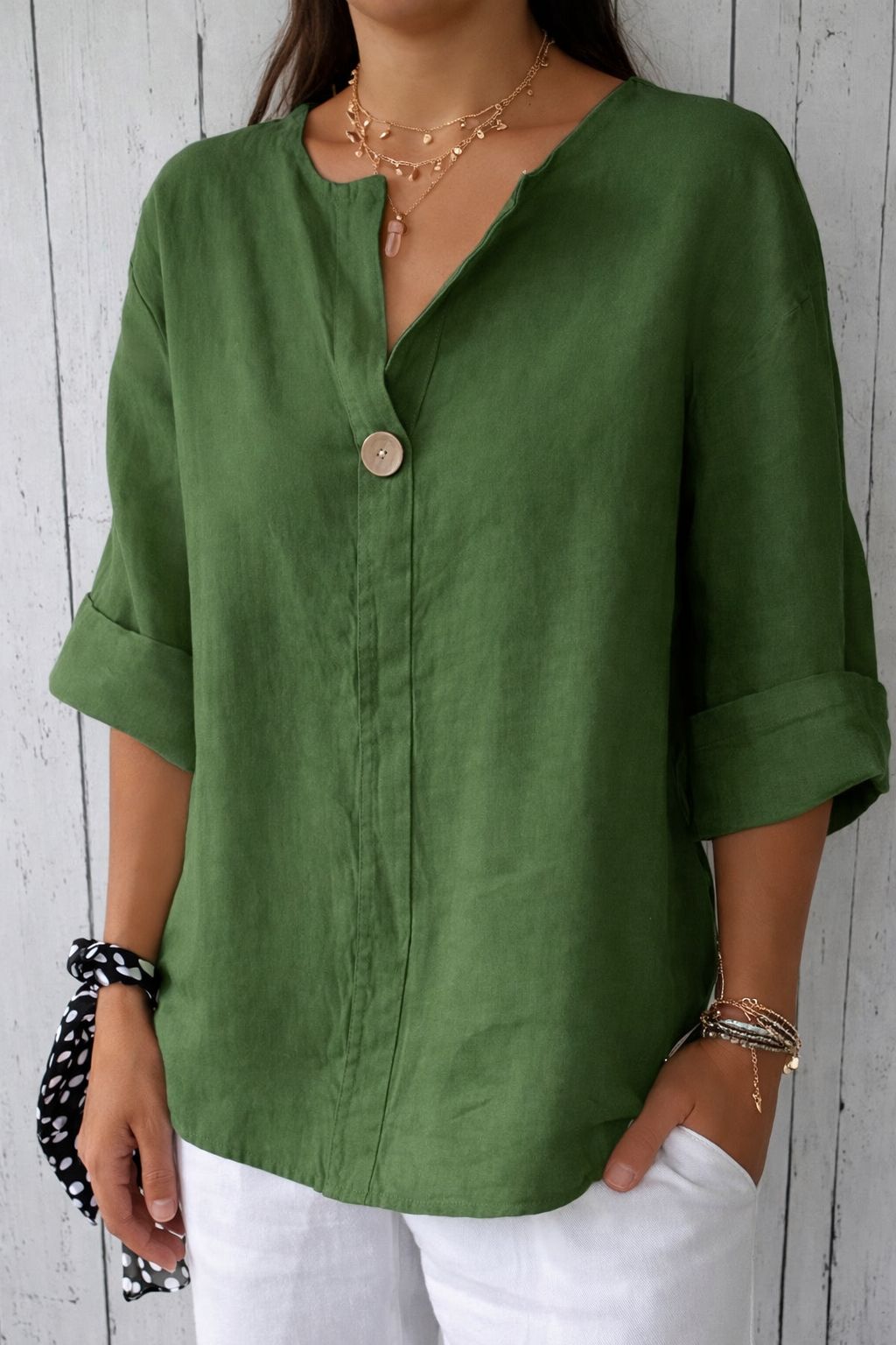 Camicetta Elegance con dettaglio dei bottoni