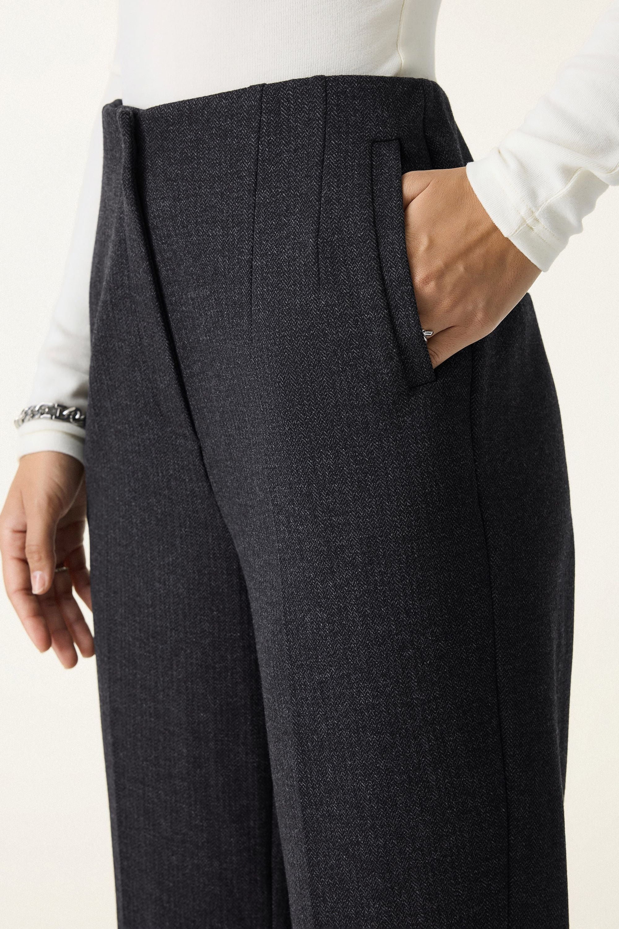Trousers with Pockets
