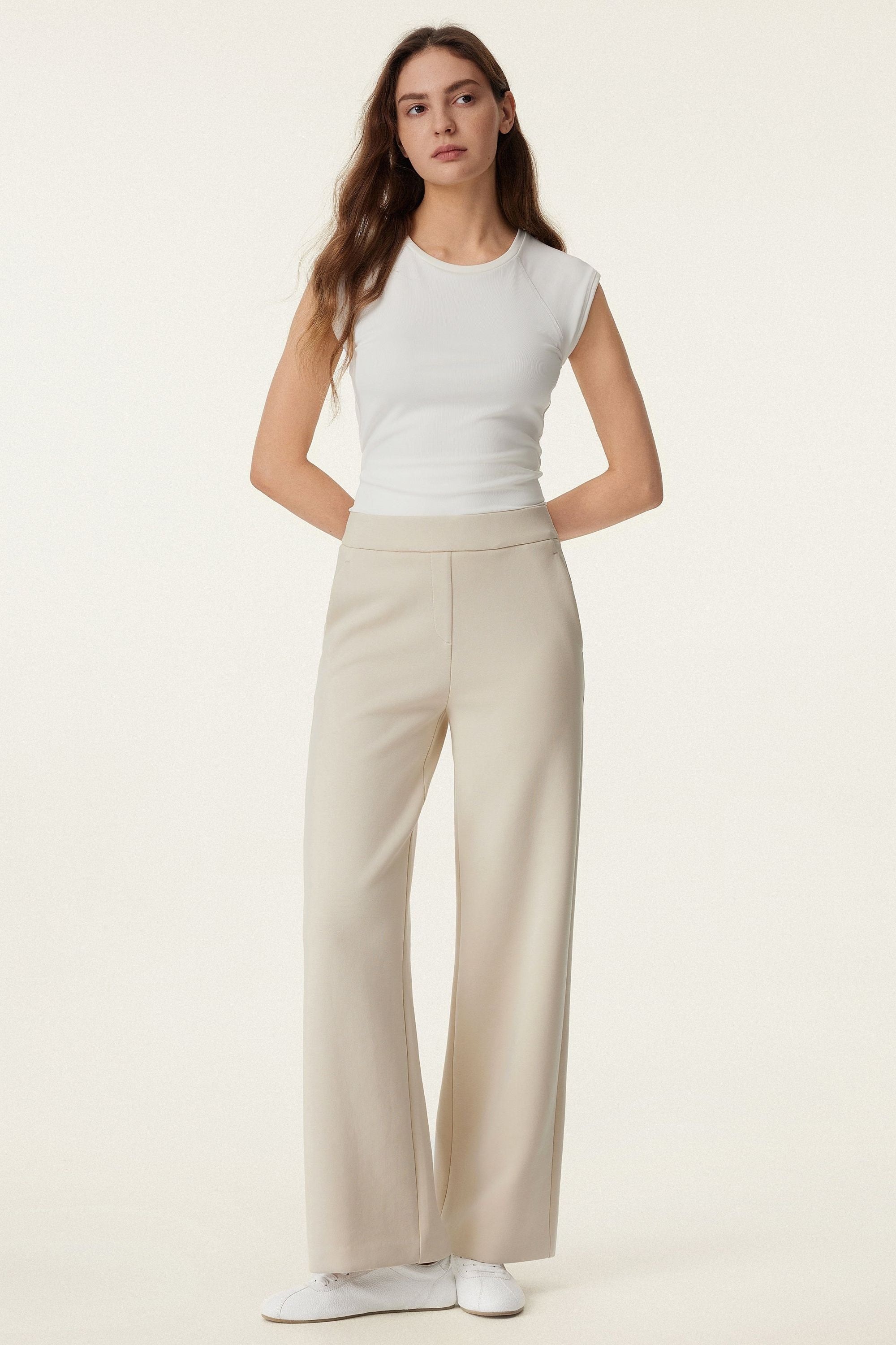 Straight Pant with Pockets